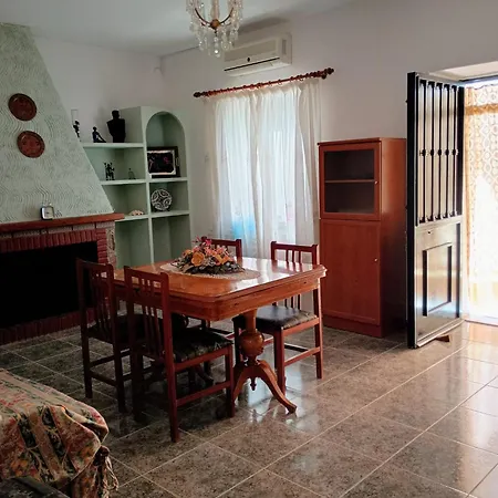 Vivienda Rural Los Iberos M&M, Castellar de Santisteban Exterior photo